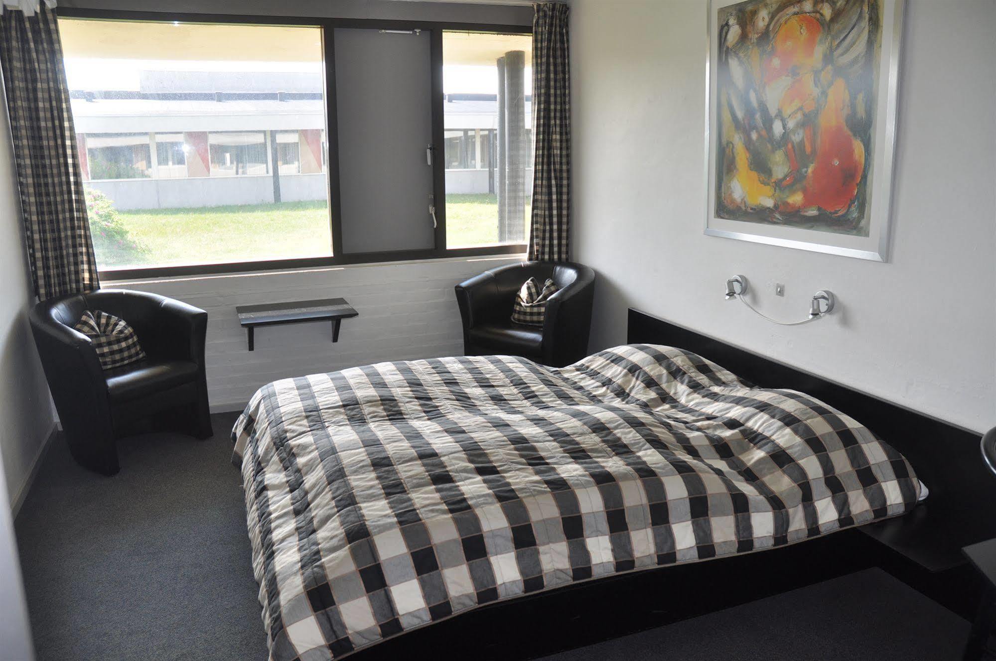 Hotel Lakolk Romo Kirkeby Bagian luar foto